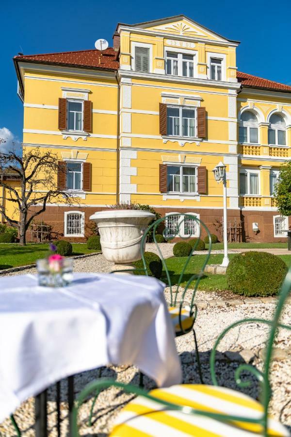 Postwirt Hotel Seeboden Buitenkant foto
